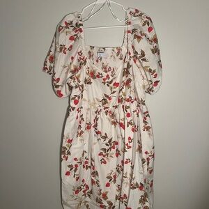 Old Navy Strawberry Dress 🍓